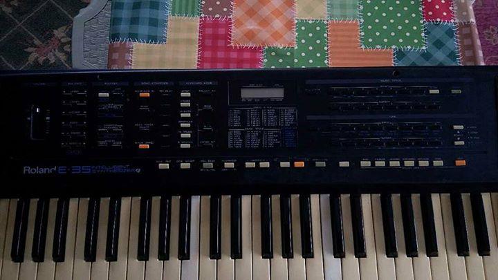 Roland e-35 org. 